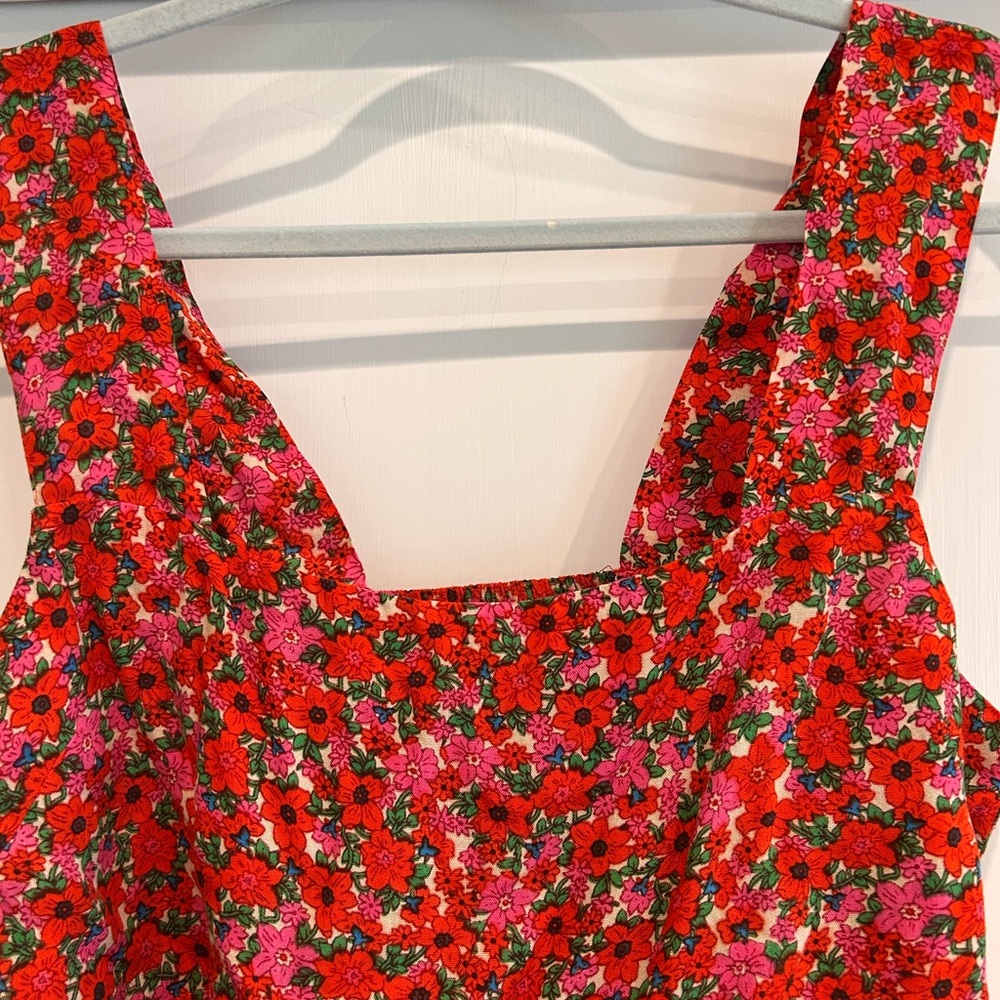 Natural Life Floral Red Sleeveless Top - Picture 5 of 7